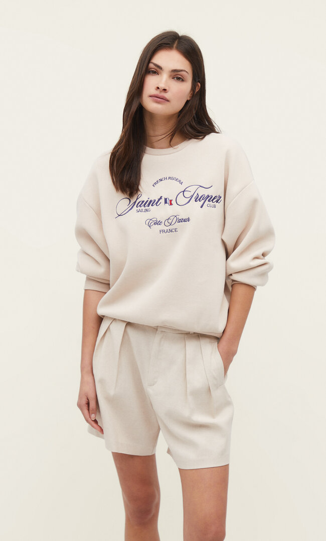 

Stradivarius Sweatshirt mit Stickerei XL