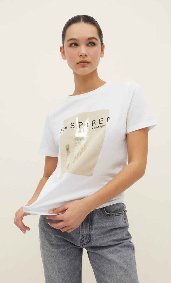 

Stradivarius Shirt mit goldfarbenem Folienprint Weiß M