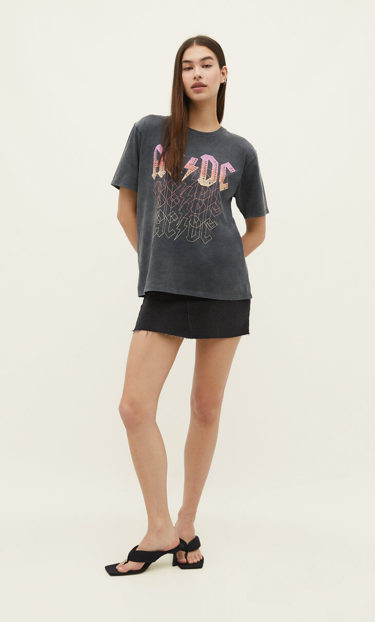 AC/DC T-shirt - Women's fashion | Stradivarius United States