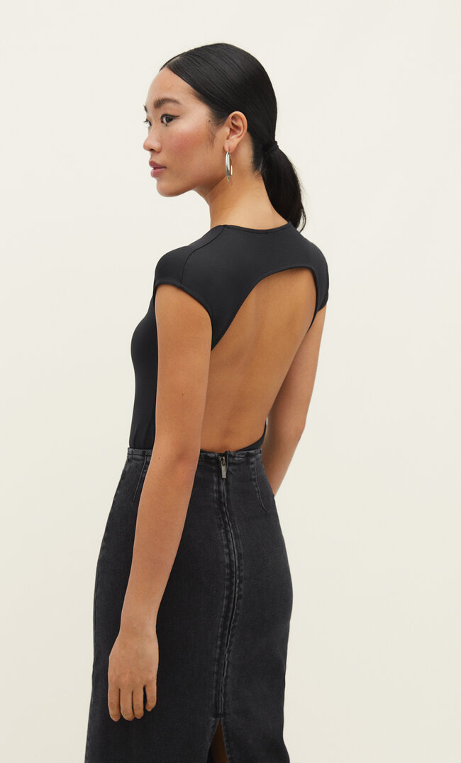 

Stradivarius Body Mit Rückenausschnitt Schwarz M