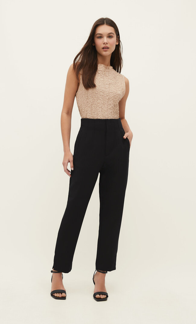 

Stradivarius Stoff-Bundfaltenhose Schwarz 32