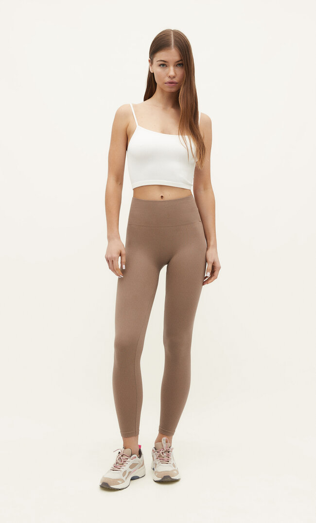 

Stradivarius Bezszwowe Legginsy Brązowy Xs