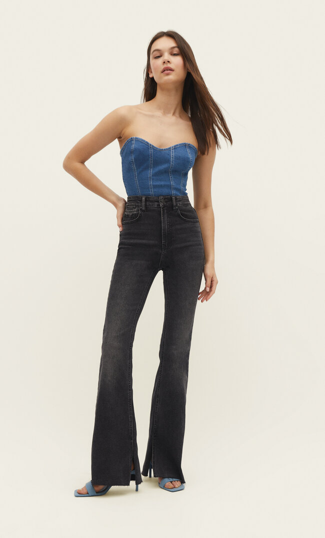 

Stradivarius Jeans-Schlaghose Im Slim-Fit Black Denim Washed 40