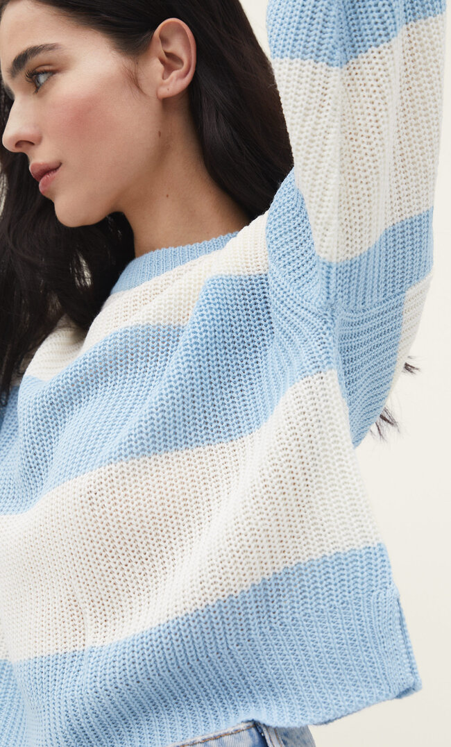 

Stradivarius Basic-Pullover mit Streifen Himmelblau M