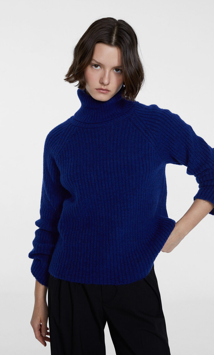 Ribbed knit turtleneck sweater