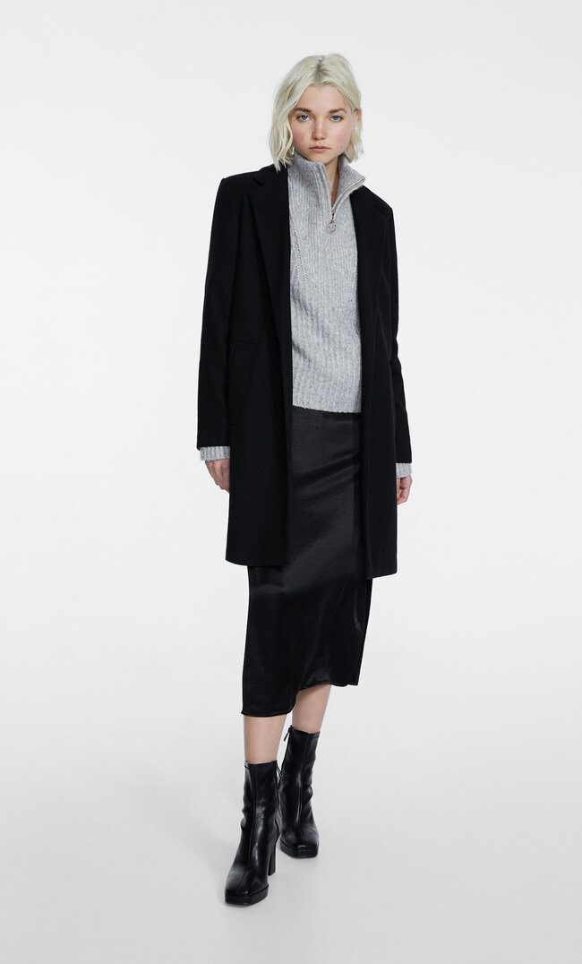 

Stradivarius Melierter Strickmantel Schwarz M