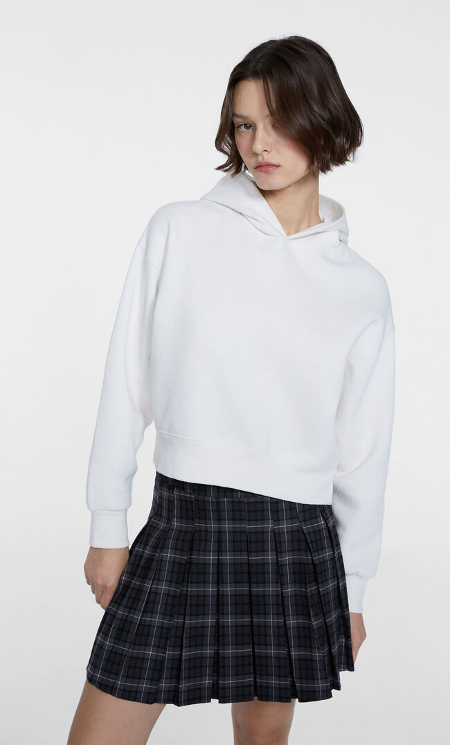

Stradivarius Cropped-Hoodie Ecru S