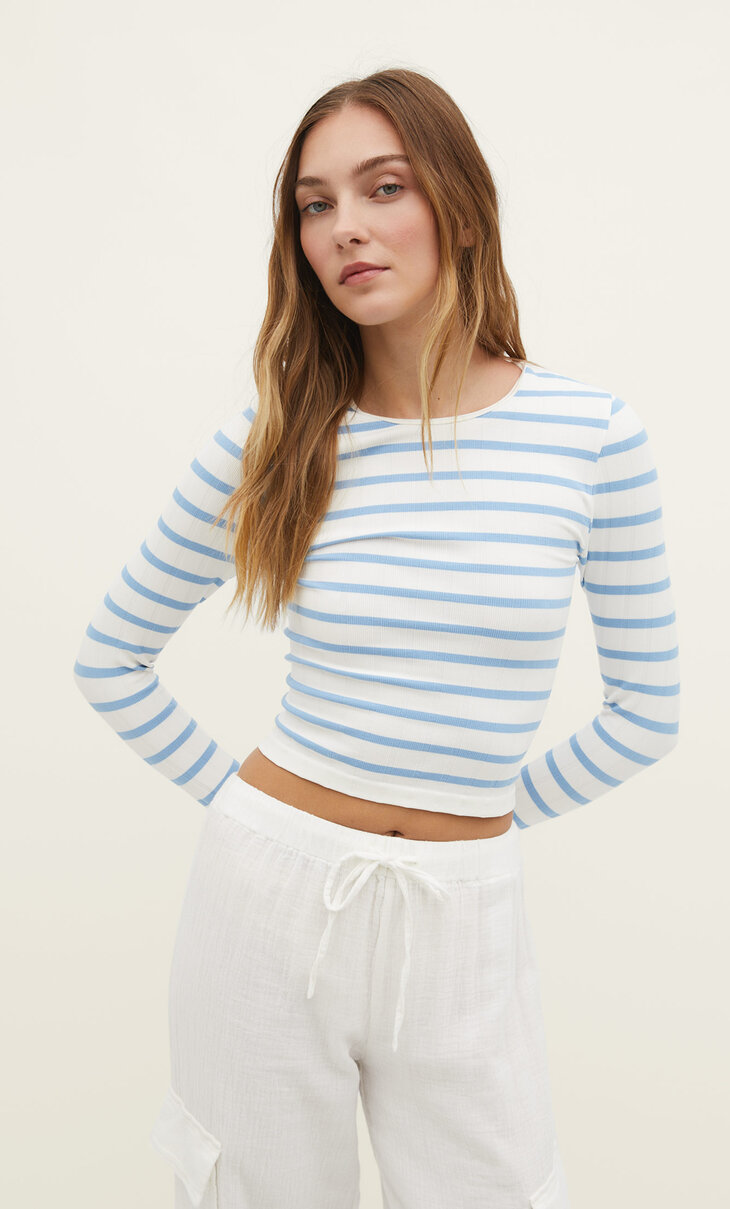 Seamless striped T-shirt