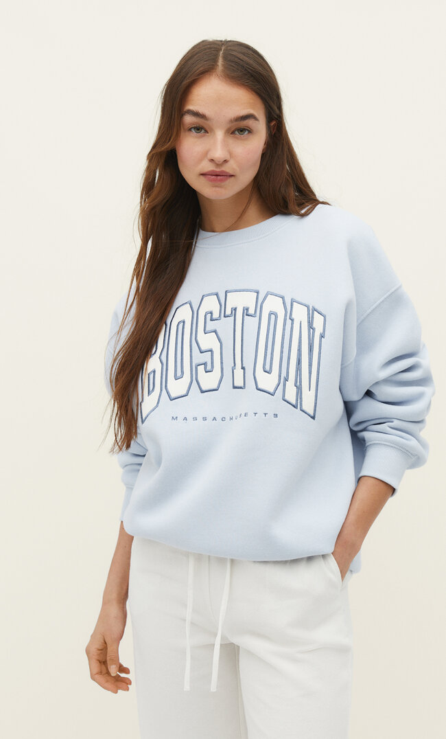 

Stradivarius Bluza Oversize Z Haftowanymi Napisami Błękitny S