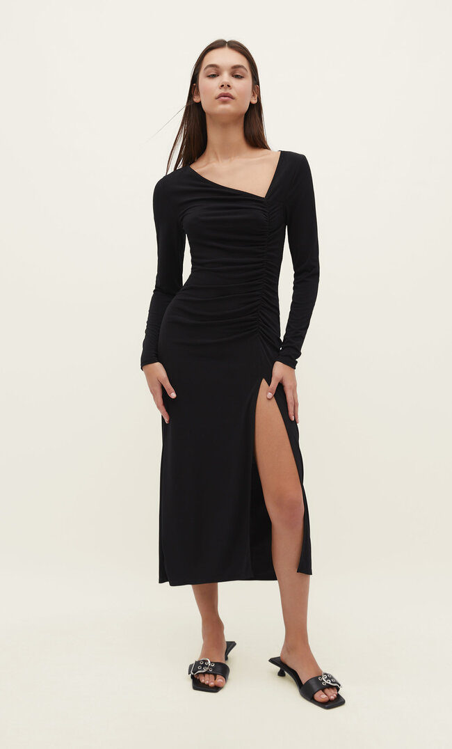 

Stradivarius Midikleid Mit Asymmetrischem Ausschnitt. Schwarz M