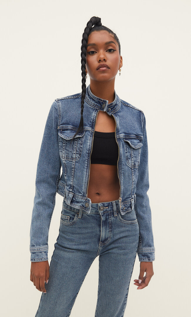 

Stradivarius Bequeme Jeansjacke Jeansblau M