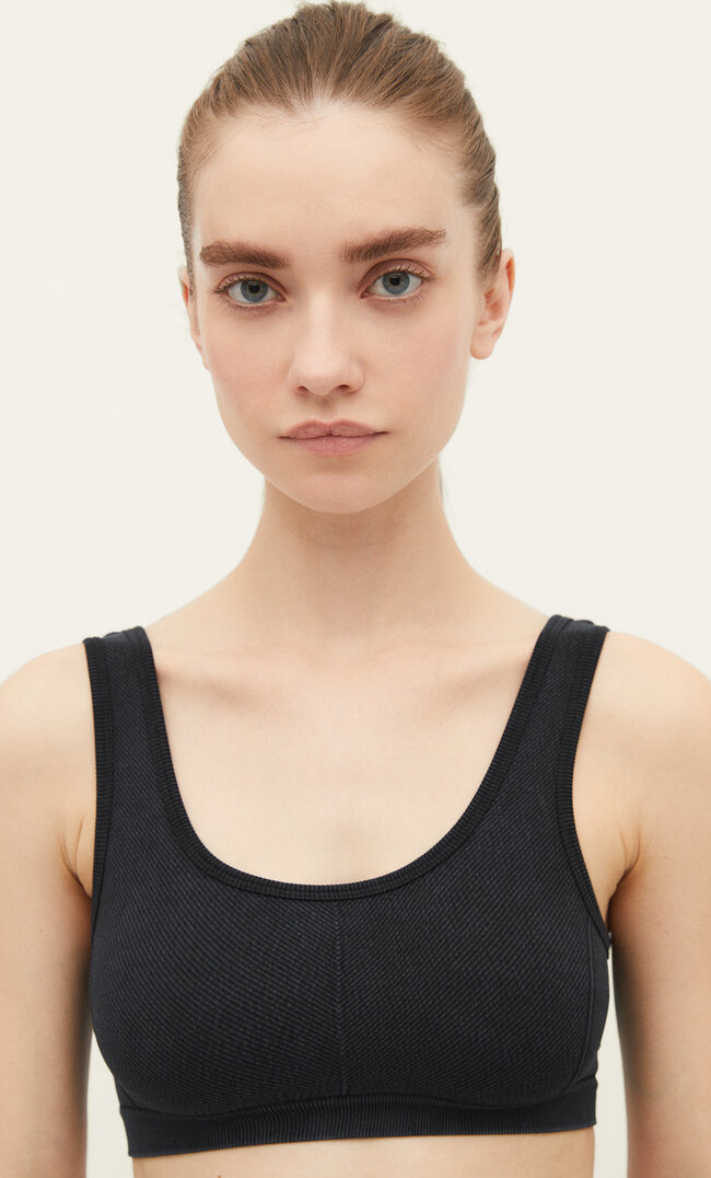 

Stradivarius Nahtlose Bralette im Washed-Look Graumeliert M