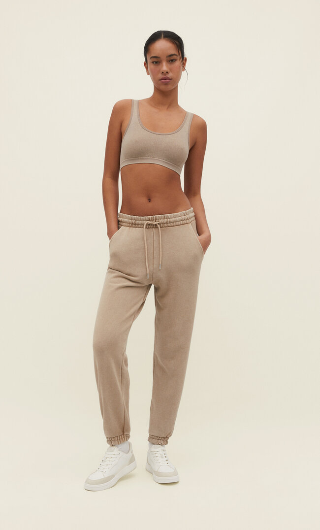 

Stradivarius Nahtlose Bralette im Washed-Look Braun L