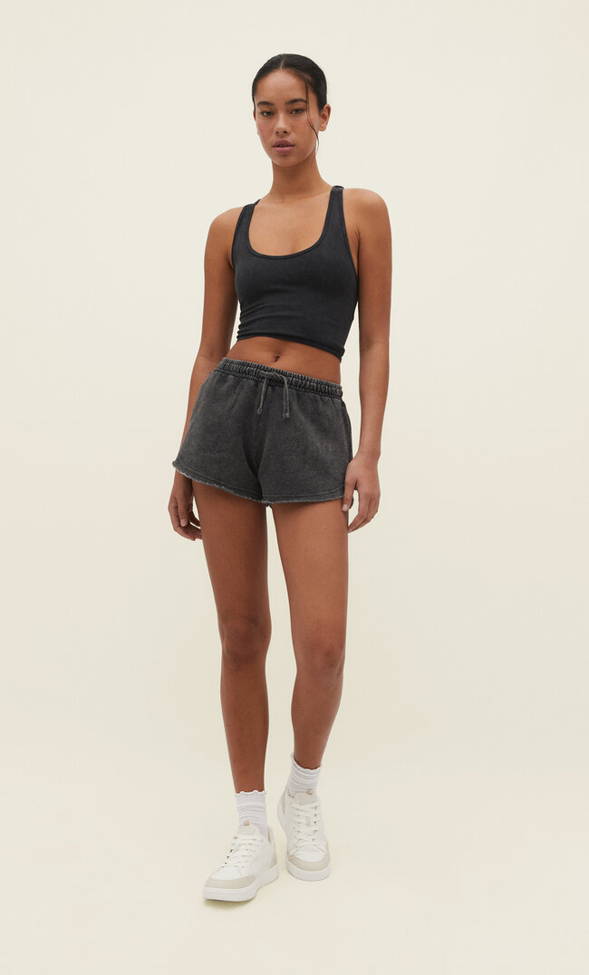 

Stradivarius Plüsch-Shorts Mit Umgeschlagenem Saum Graumeliert Xs