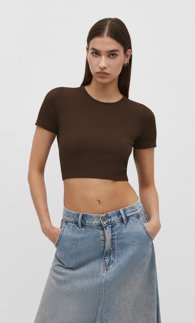 

Stradivarius Top z krótkim rękawem i odkrytymi plecami Brązowy L