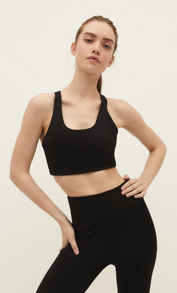 Sculpt sports top