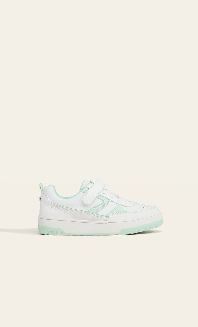 

Stradivarius Buty buty sportowe z paskiem ZIELONY 41
