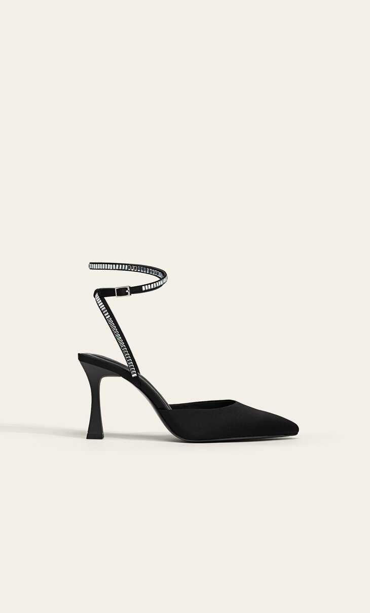 Gehakte slingback met stras - Mode voor dames | Stradivarius België /  Belgique
