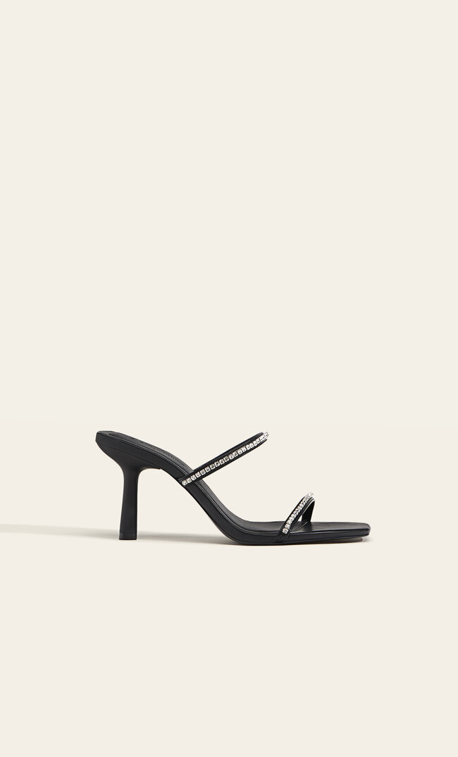

Stradivarius Riemchensandale Mit Absatz Schwarz 36