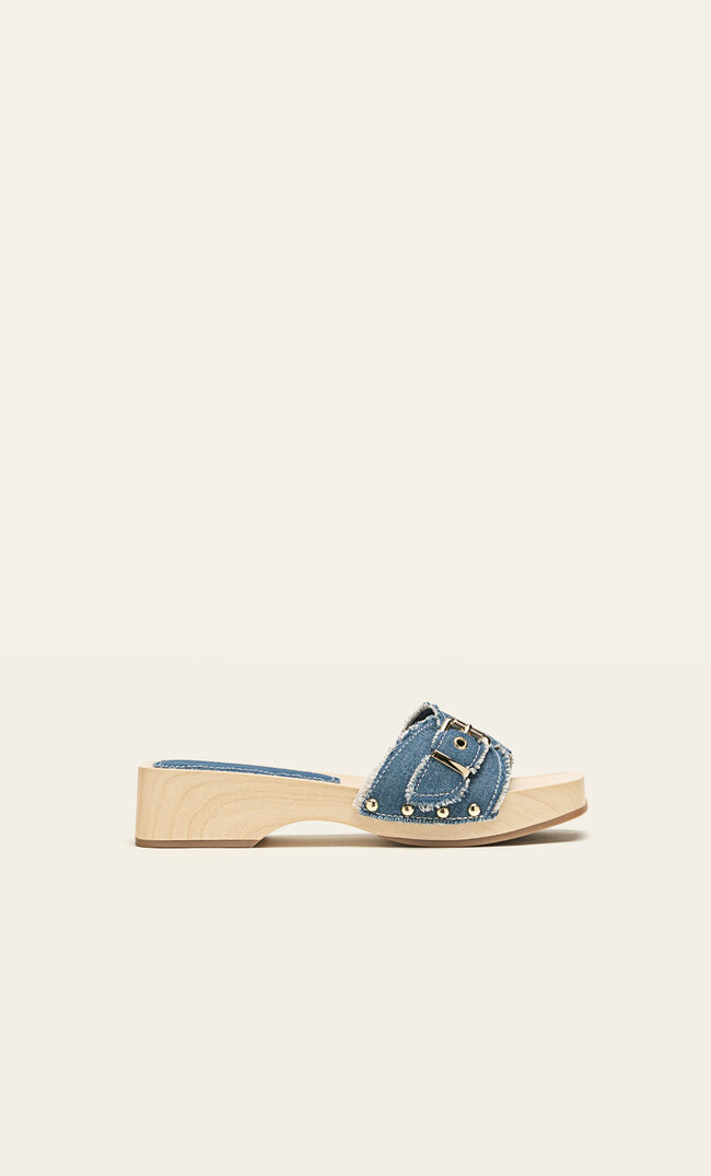 

Stradivarius Denimowe chodaki ze sprzączkami Niebieski denim 39
