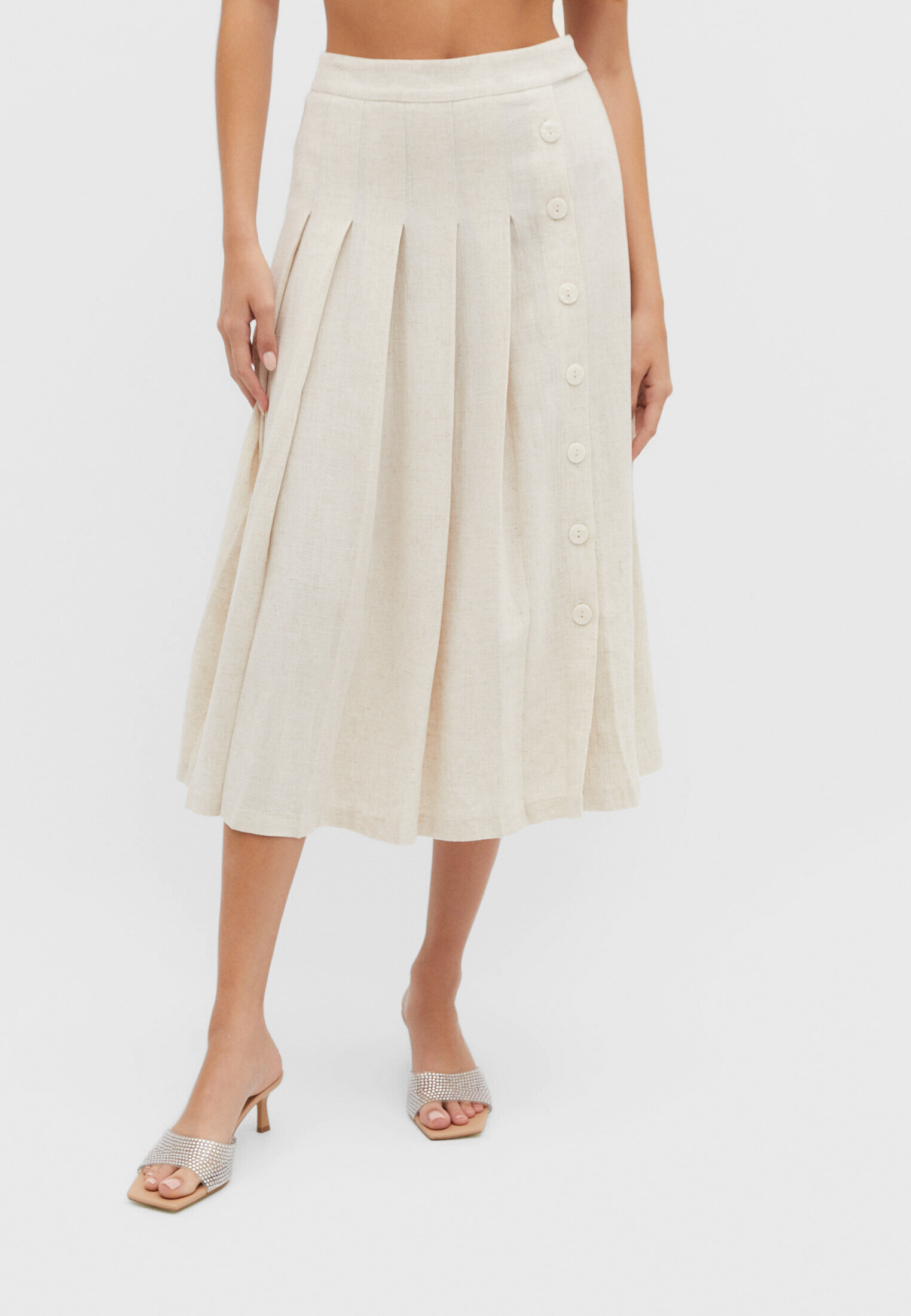 Stradivarius pleated midi skirt hotsell in white