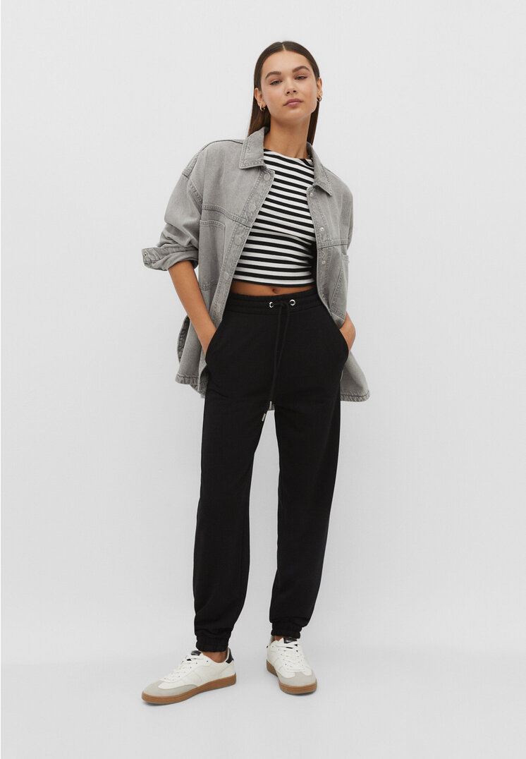 

Stradivarius Jogginghose aus Plüschgewebe Schwarz XS