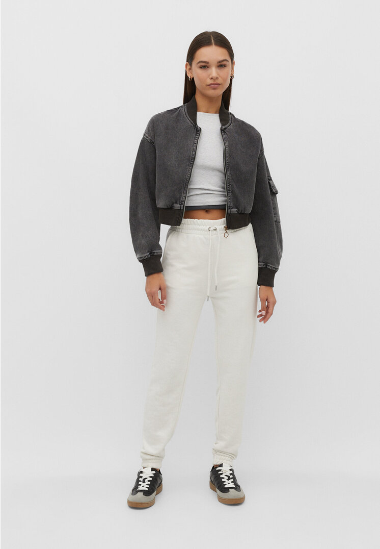 

Stradivarius Jogginghose aus Plüschgewebe Ecru S