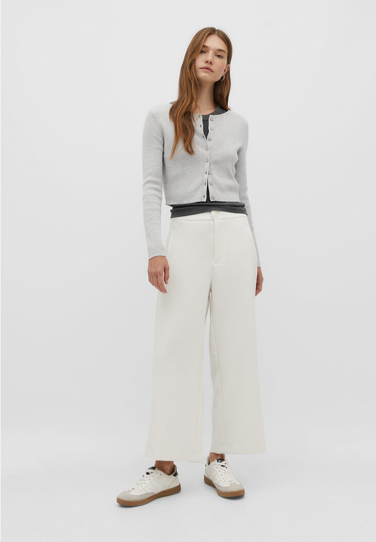 

Stradivarius Elegante Culotte Ecru 34
