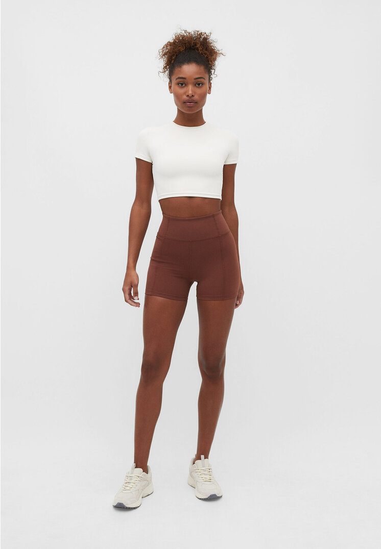 

Stradivarius Sportliche Hot Pants Braun XS