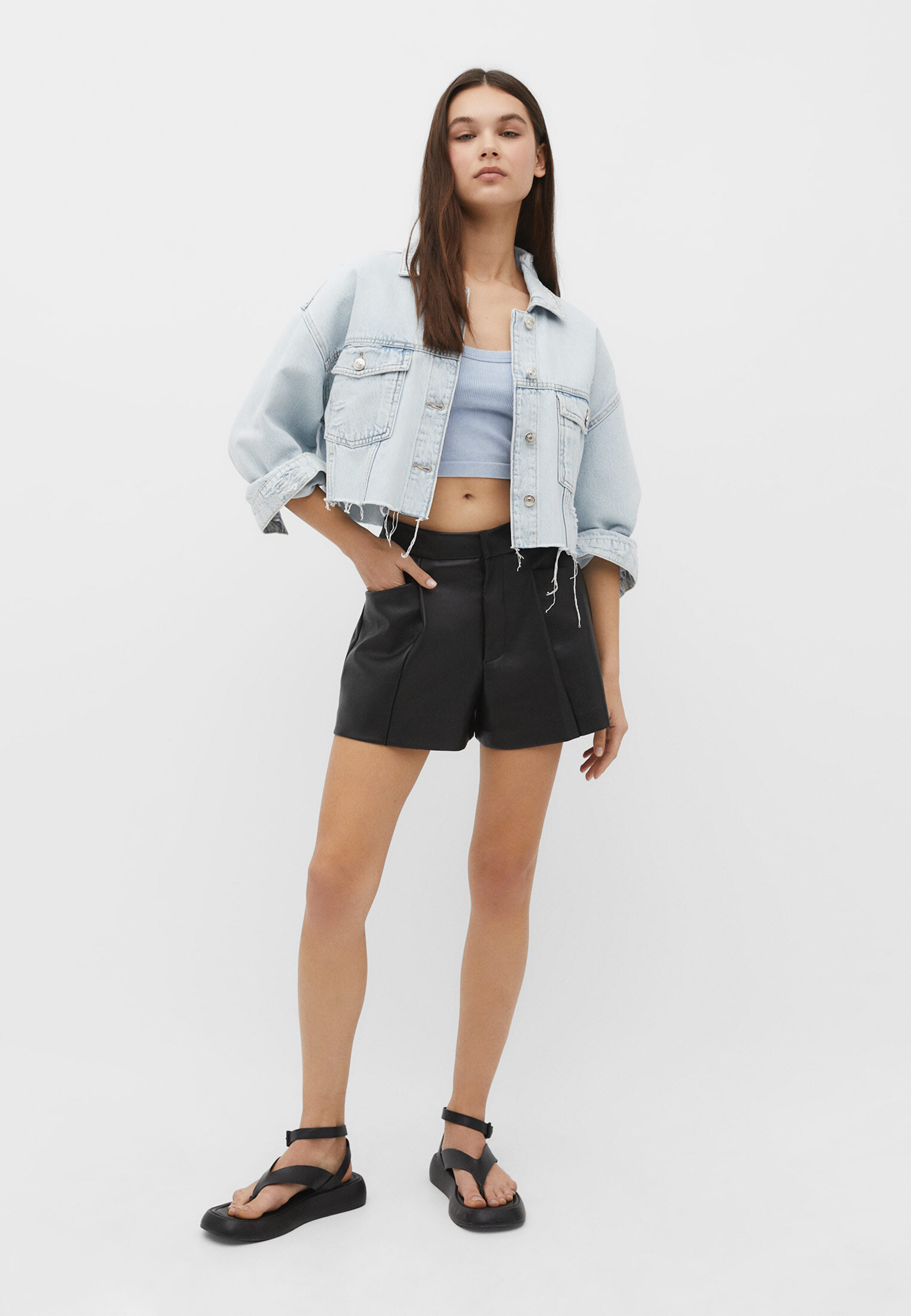 Short efecto piel stradivarius new arrivals