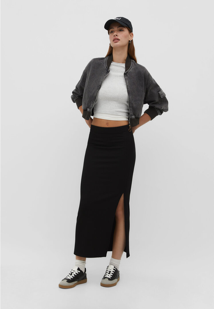 

Stradivarius Spódnica midi z prążkowanego materiału Czarny XS