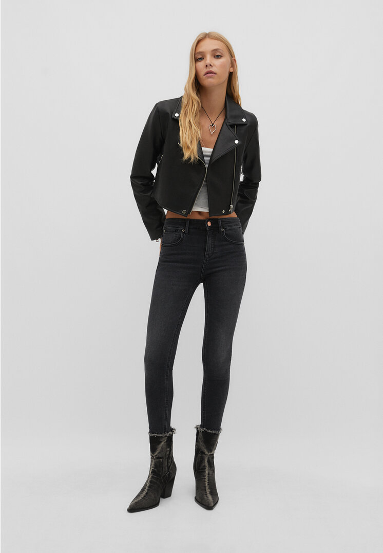 

Stradivarius 1420 Jeansy skinny fit z niskim stanem Denim 44