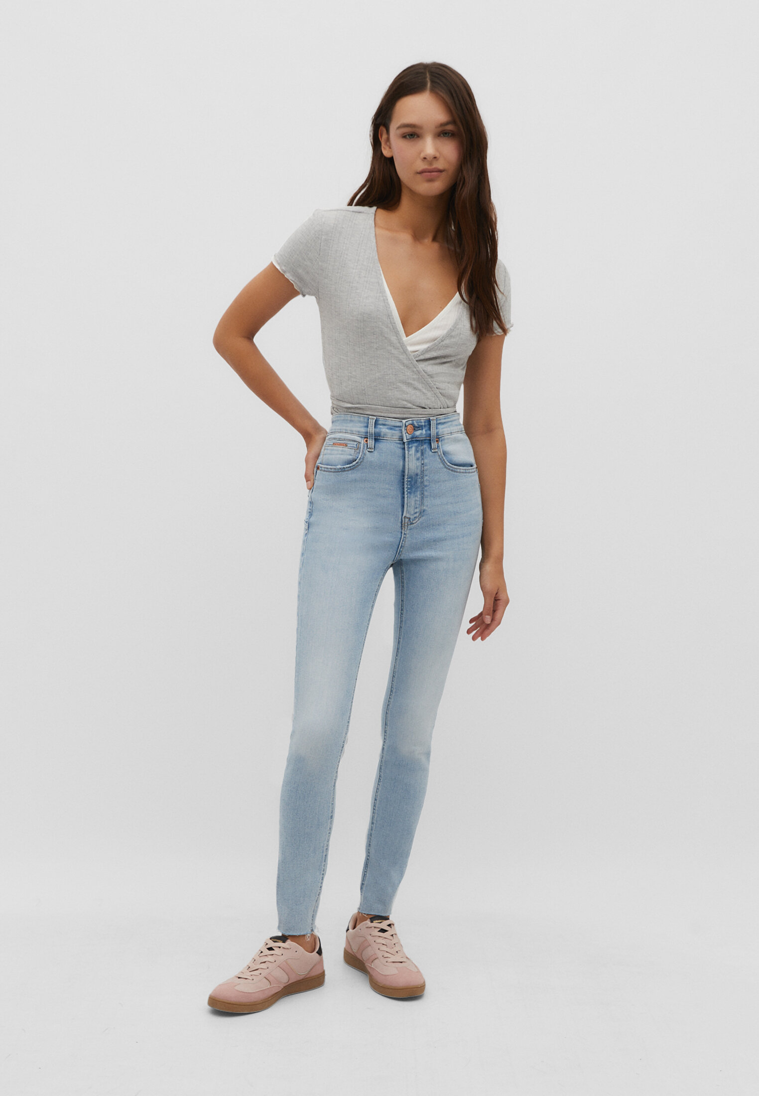 Stradivarius push best sale up jeans