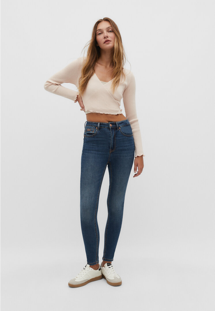 

Stradivarius 1430 Jeansy typu push-up Denim 40