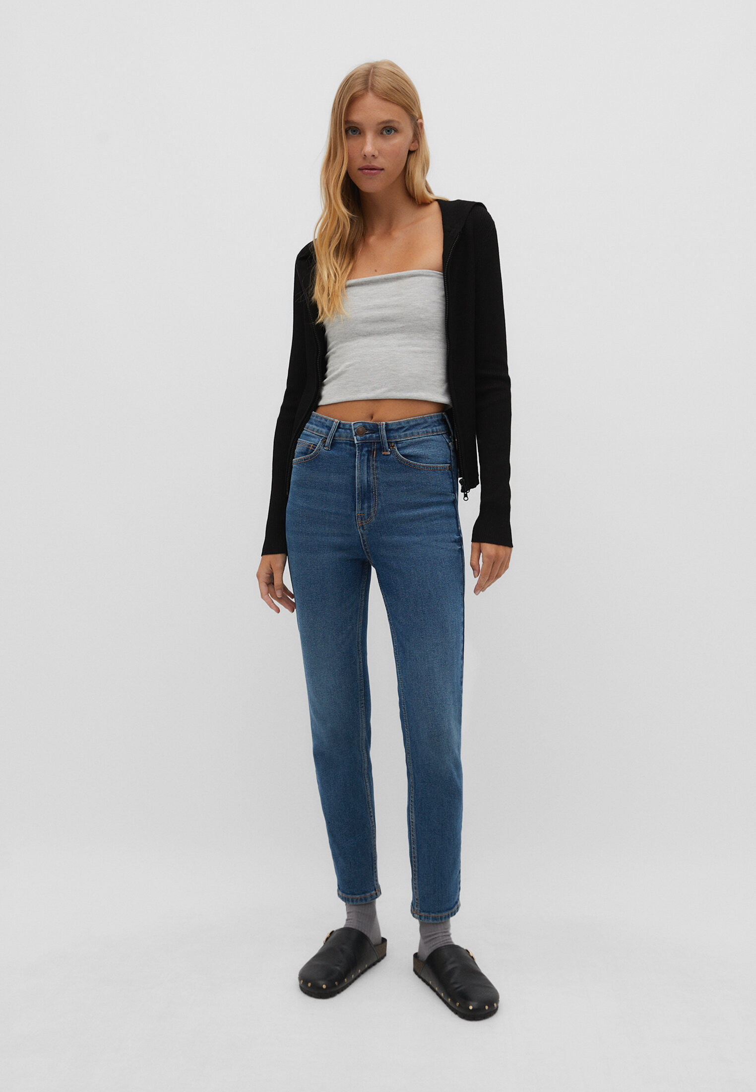 Slit fit flared jeans - Women's fashion | Stradivarius United States