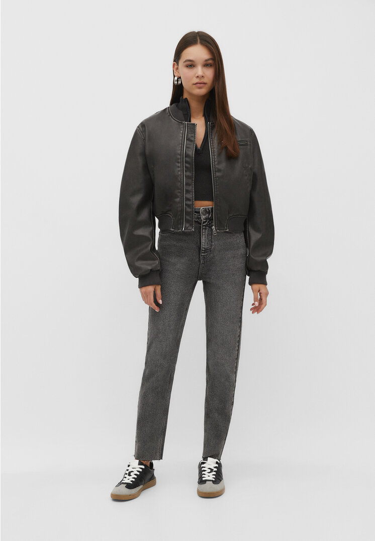 

Stradivarius 1465 Jeansy mom fit typu slim Denim 44