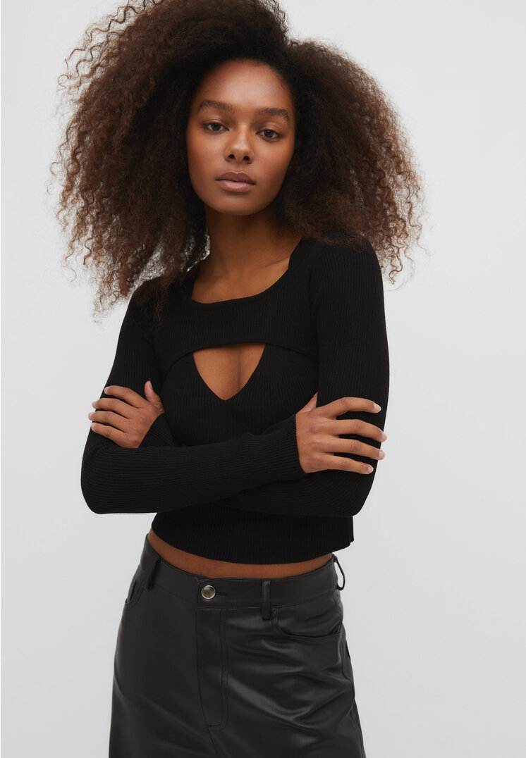 

Stradivarius Dzianinowy sweter z wycięciami Czarny XS