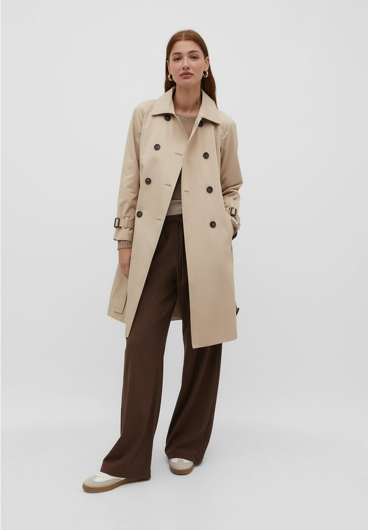 

Stradivarius Trenchcoat Beige L