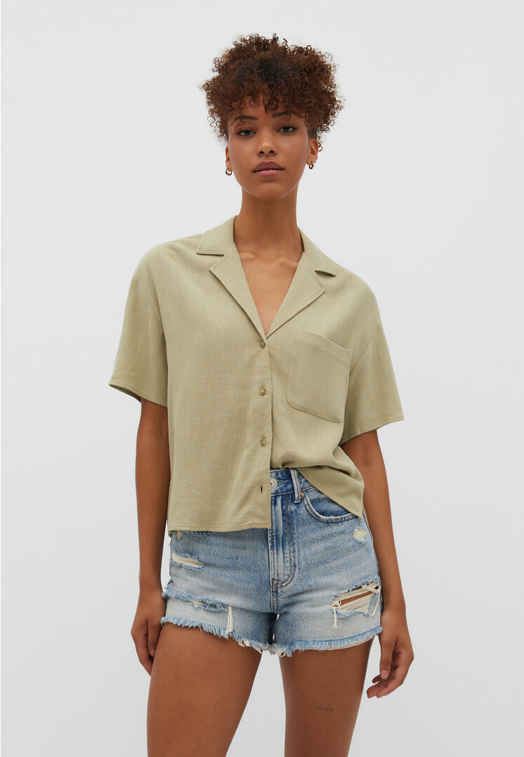

Stradivarius Kurzarmhemd mit Leinenanteil Khaki L