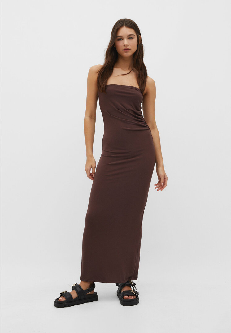 

Stradivarius Langes Bandeau-Strickkleid Braun S