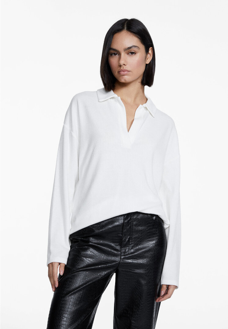 

Stradivarius Gestreiftes Poloshirt Ecru XS