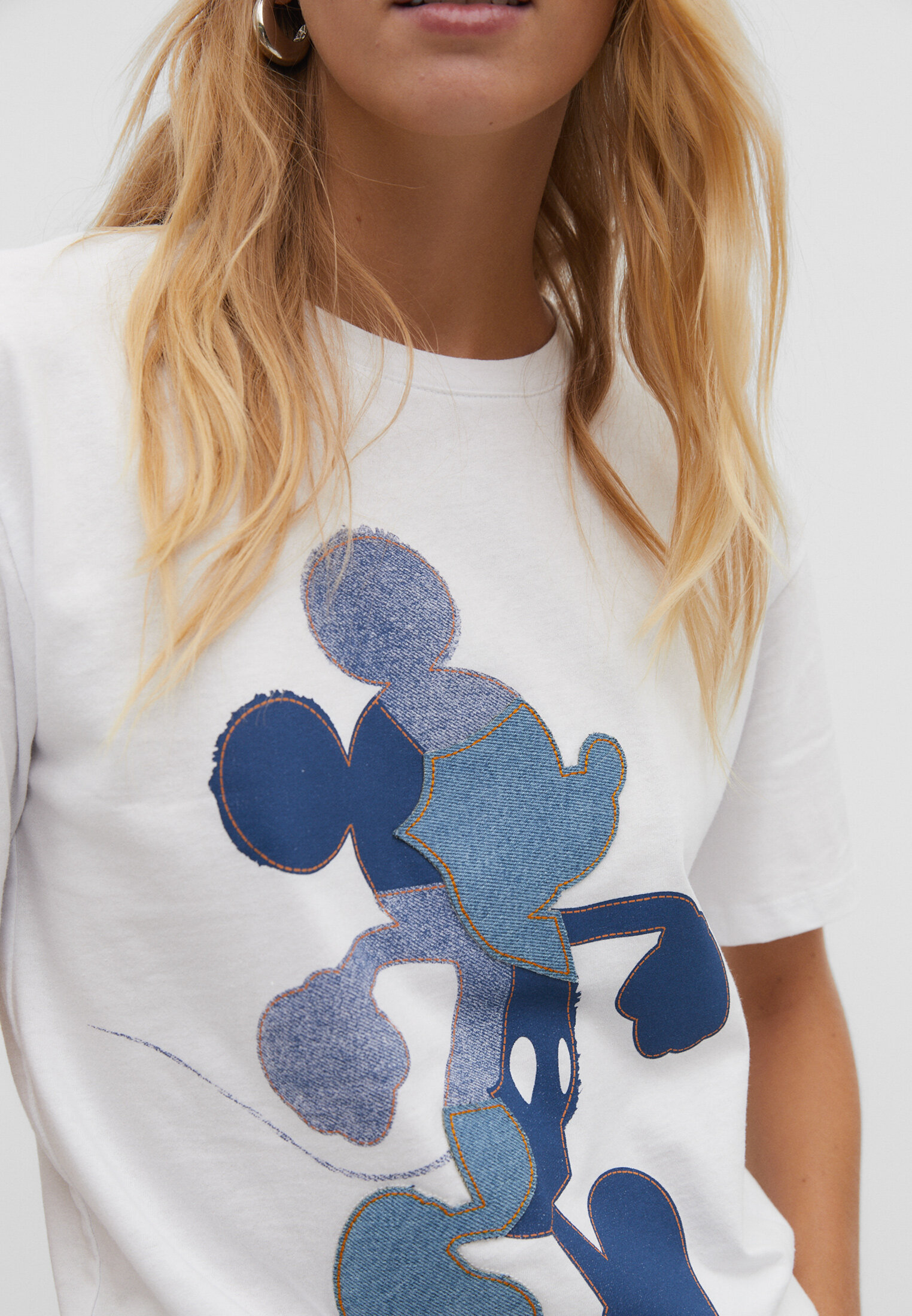 Camiseta mickey mouse online stradivarius