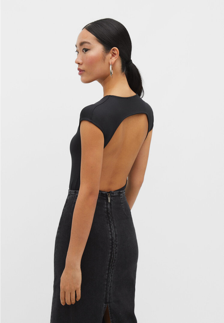 

Stradivarius Body mit Rückenausschnitt Schwarz M