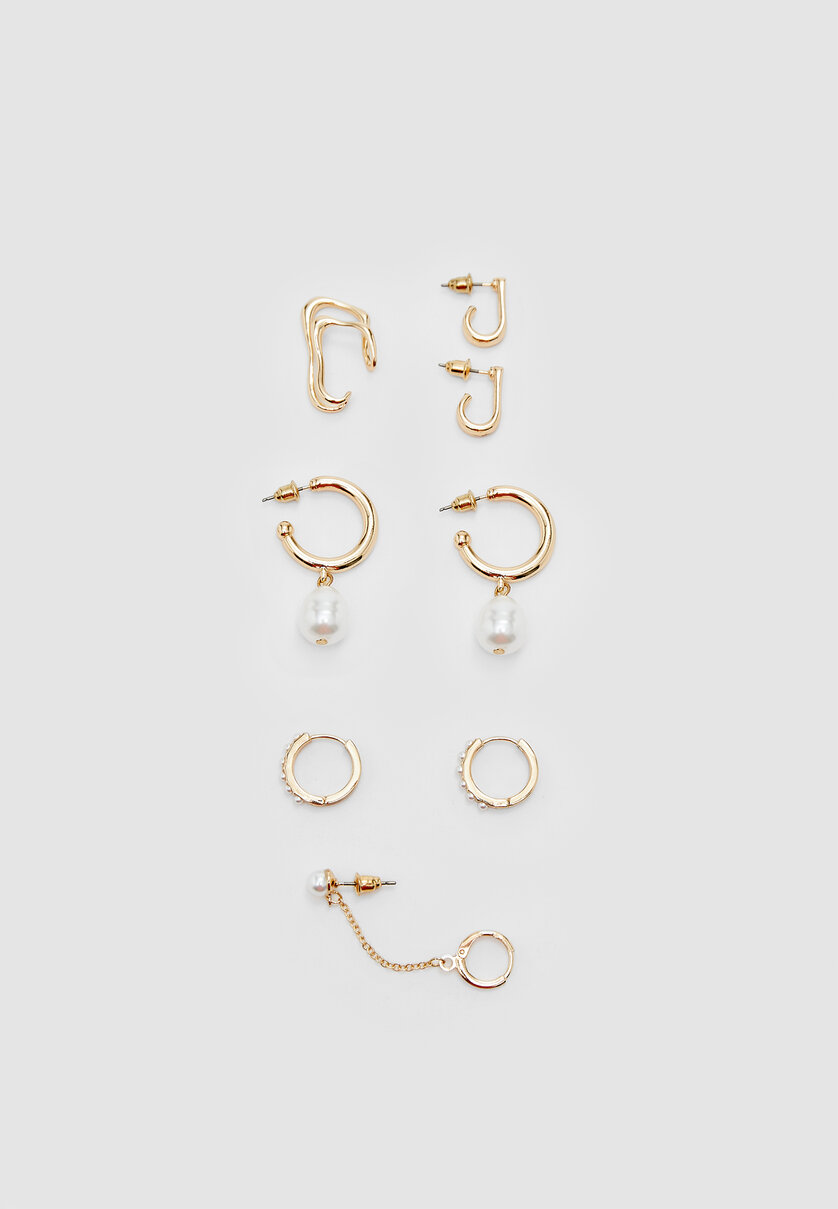 Set of 4 earrings and ear cuffs