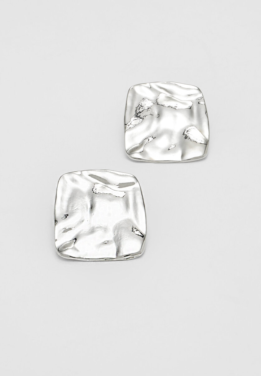 Textured square earrings