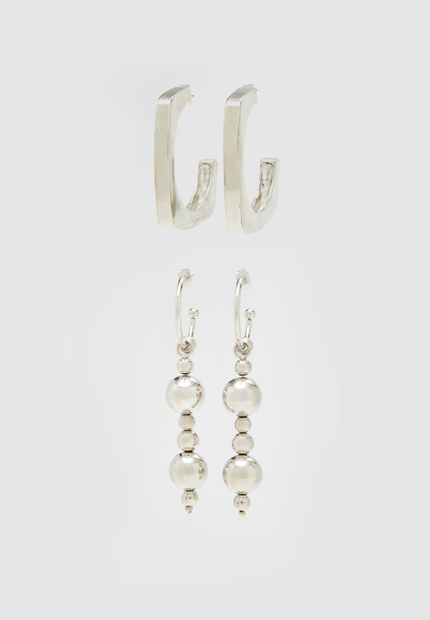 Set of 2 pairs of geometric and beaded hoop earrings