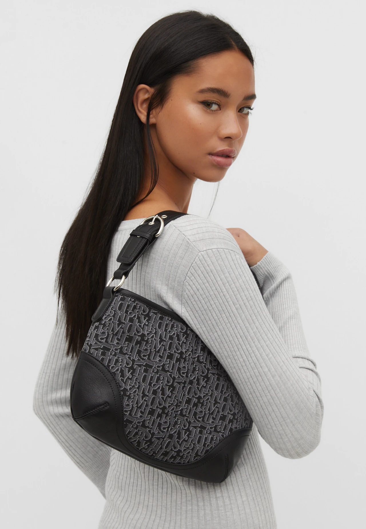Monogram shoulder bag - Women's fashion