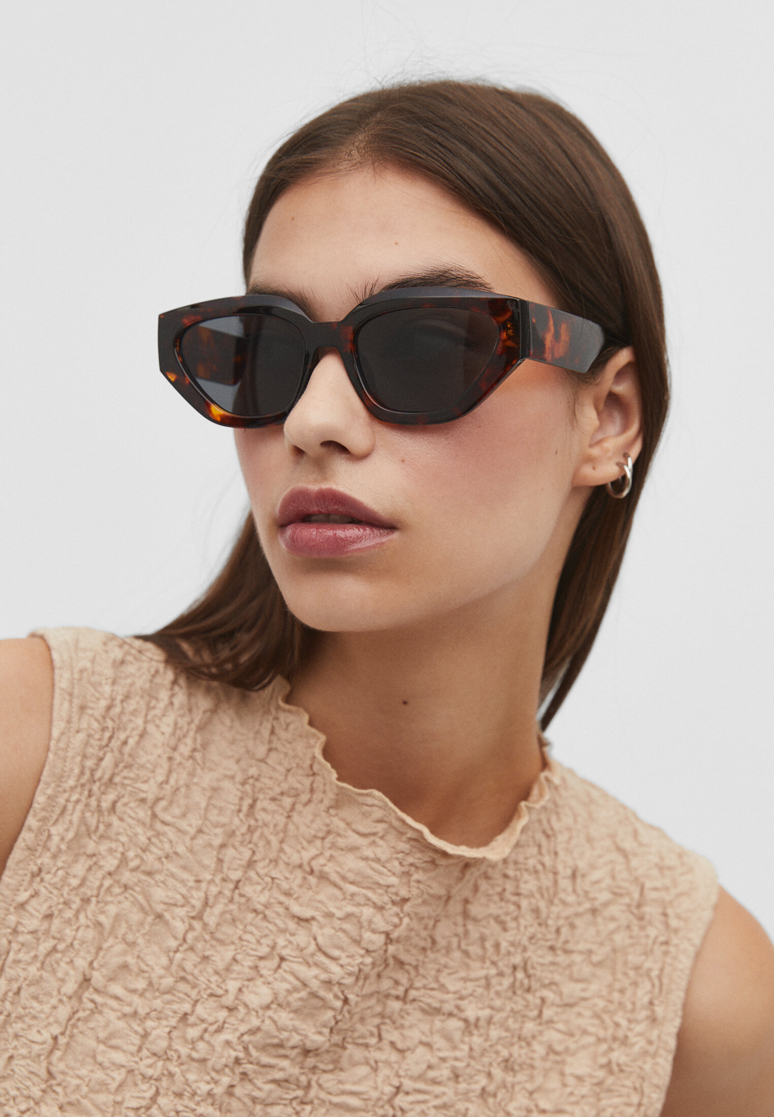 Rectangular cateye sunglasses Women s fashion Stradivarius