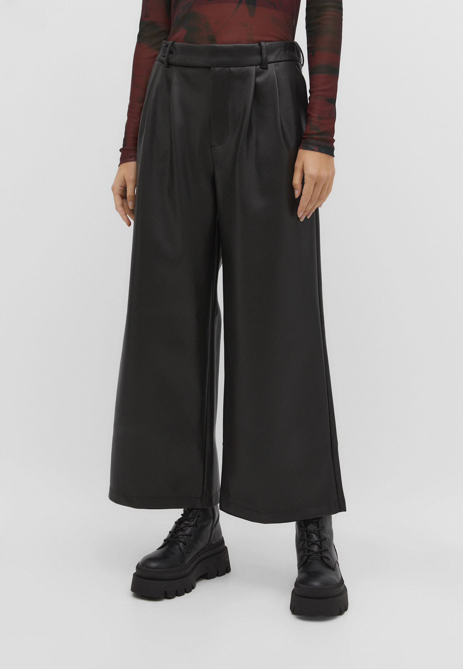 Stradivarius pantaloni culotte sale