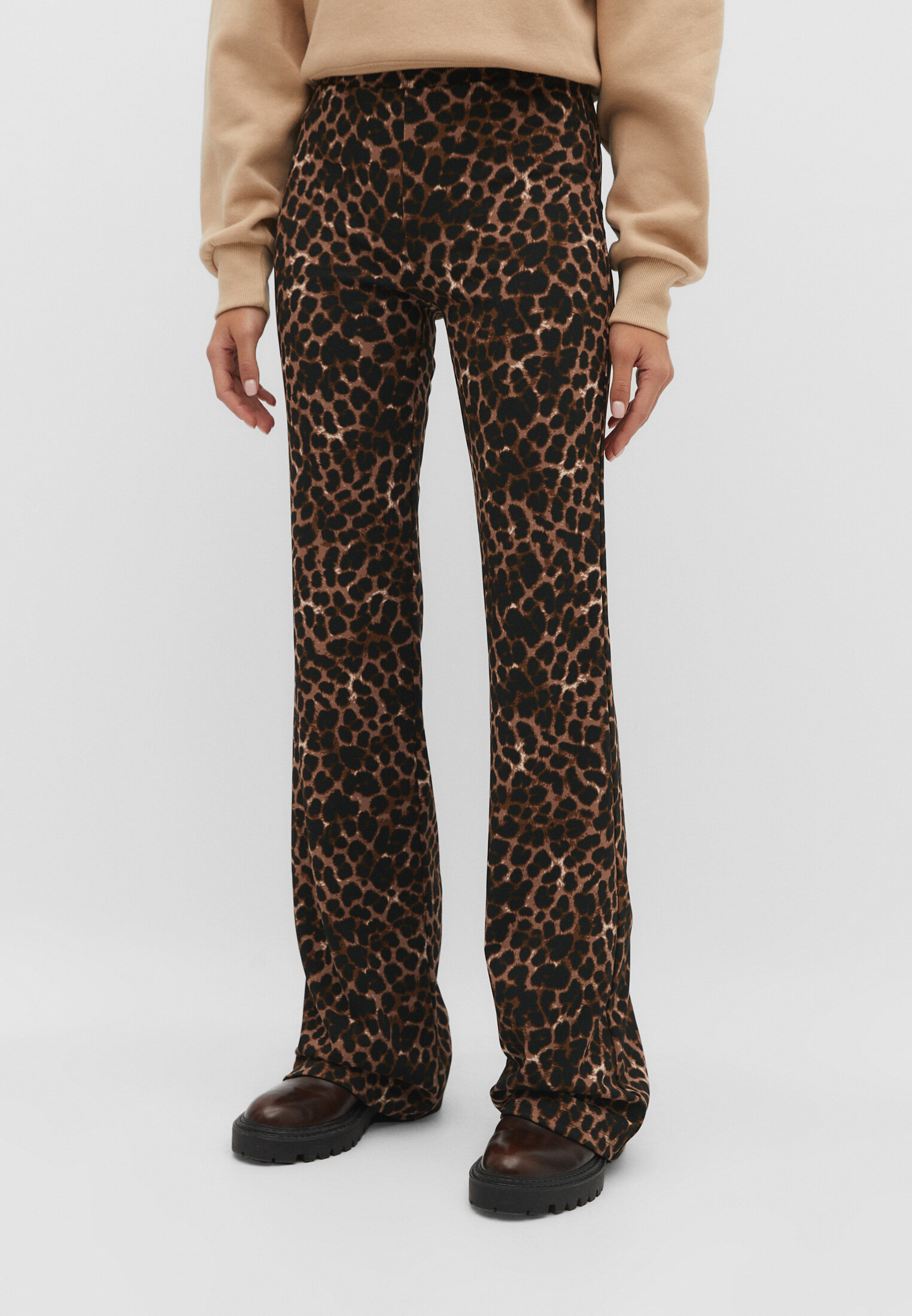 Top leopardo online stradivarius